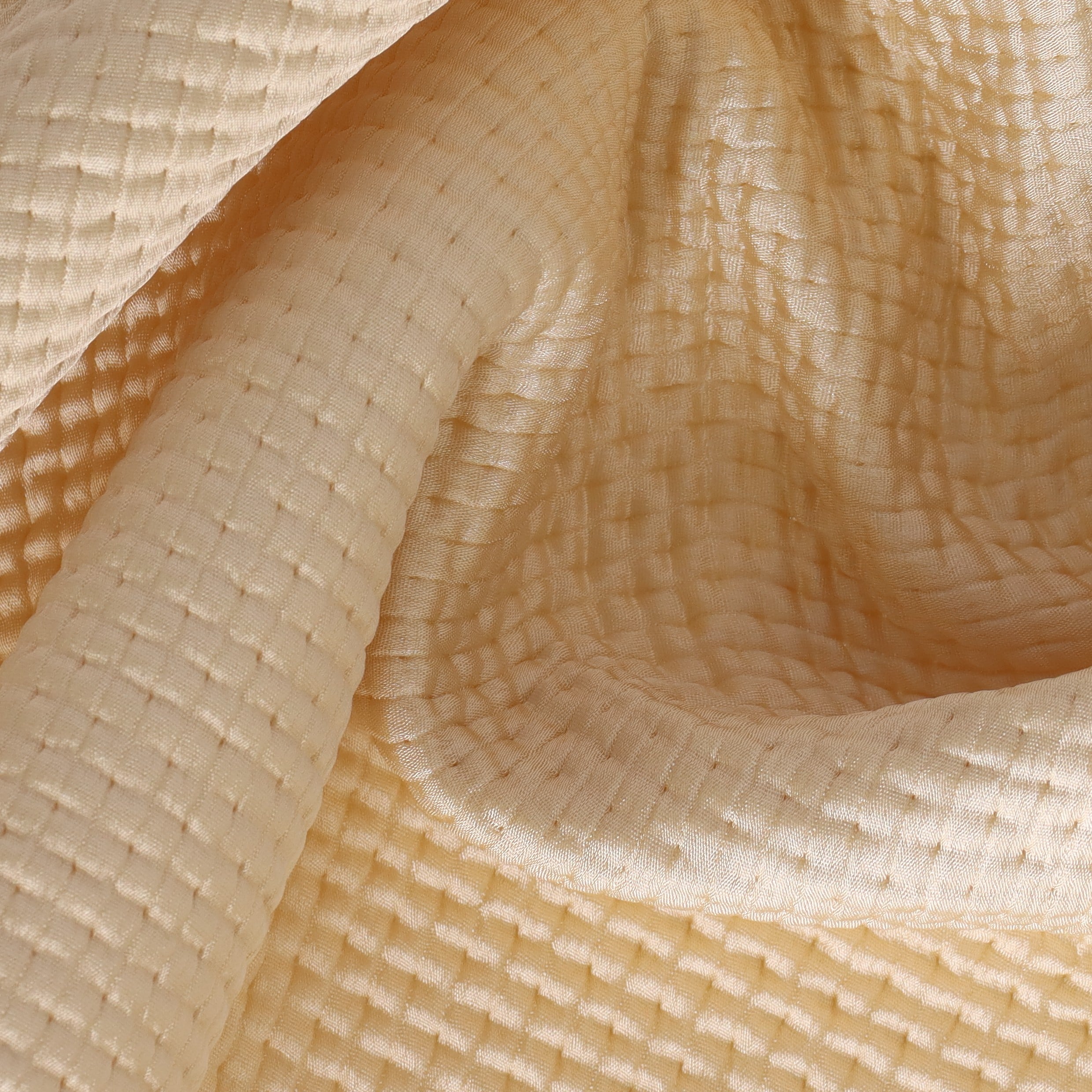 FABRICA BRIGHT QUILTING